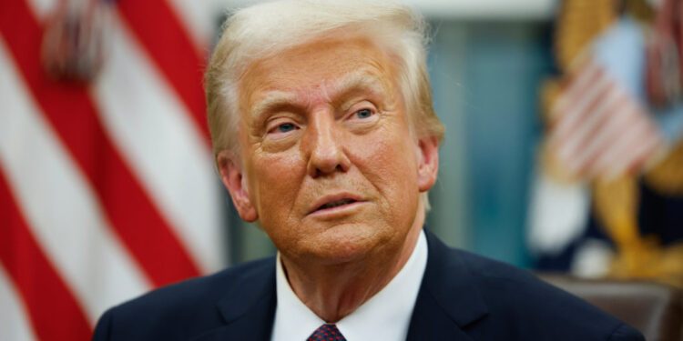 Trump felicita a la misión Artemis II y fija la mirada en Marte como próximo objetivo