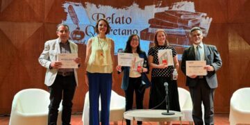 Presenta López Birlain el libro “Relato Queretano”