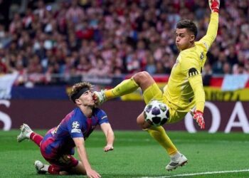 El Atlético sobrevive al vendaval del Barça y se cuela en semifinales