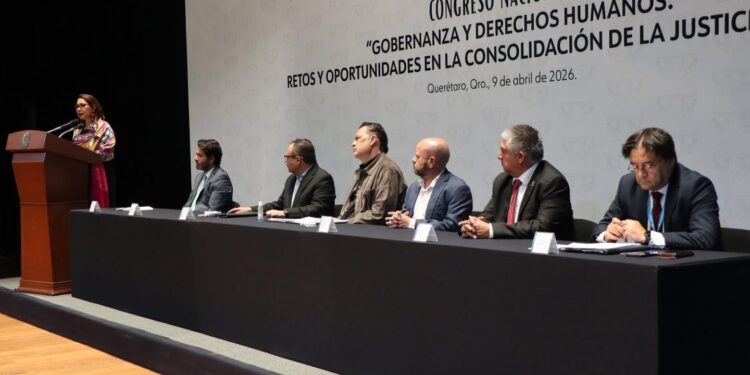 Congreso sobre Gobernanza  y Derechos Humanos con Kuri