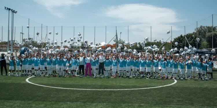 Ciudad Maderas festeja a los niños del Educational Football Program en Querétaro de la Fundación Real Madrid