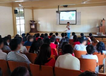 Impulsa CECA entornos escolares saludables en secundaria de Querétaro