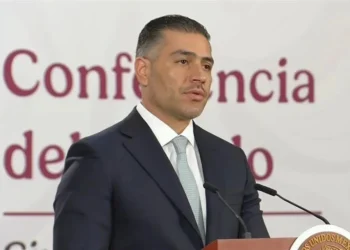 Investigan narcomantas que involucran a Alcalde de Taxco