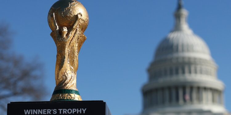 Amnistía Internacional pide a Infantino comprometerse contra las deportaciones durante el Mundial 2026