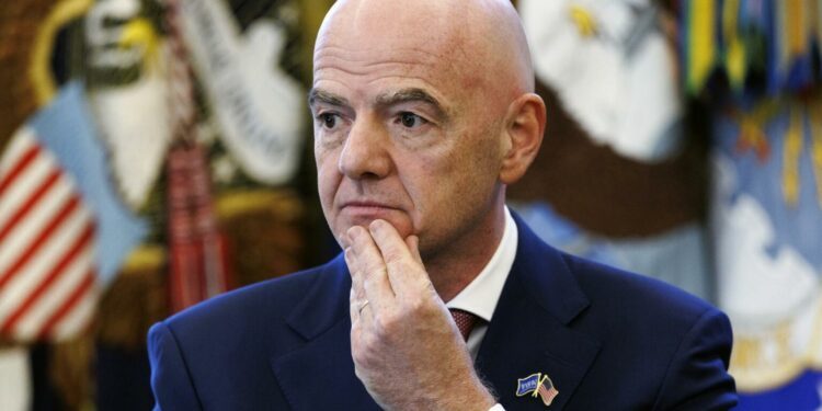 La FIFA cierra filas con Infantino entre tensiones políticas y el foco en el Mundial 2026