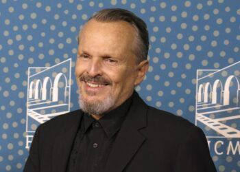 Travolta debutará en Cannes como director