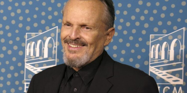 Travolta debutará en Cannes como director