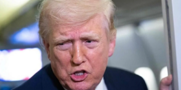 Irán pidió alto al fuego; será al estar libre Ormuz: Trump