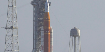 NASA comienza la carga de combustible del cohete de Artemis II para su lanzamiento