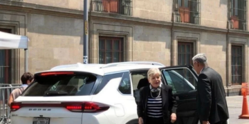 Reúne Sheinbaum a Gabinete por derrame en el Golfo