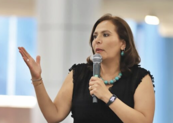 Restricción de celulares en escuelas de Querétaro podría replicarse a nivel nacional