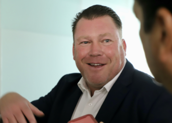 Respalda coordinador de Morena elección de dos mesas directivas 