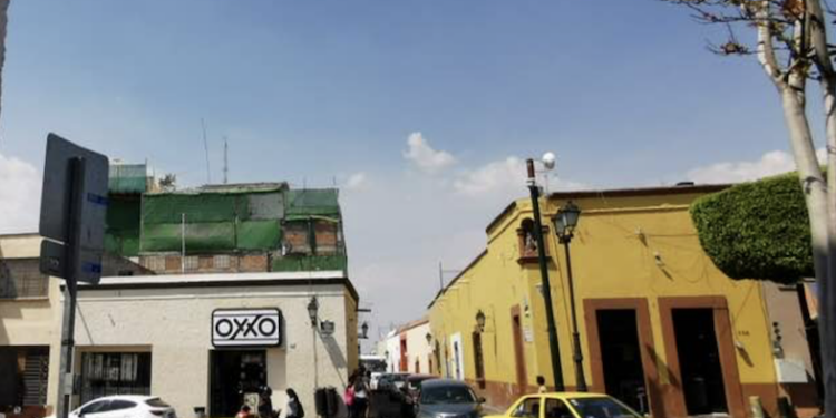 Lluvias pegan a comerciantes del centro