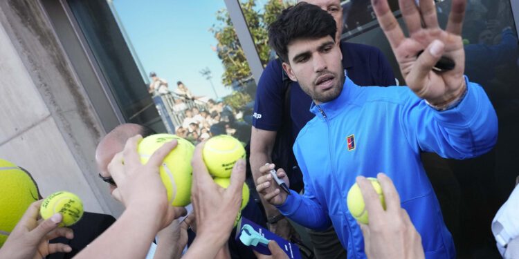 Carlos Alcaraz no disputará los torneos de Roma y Roland Garros