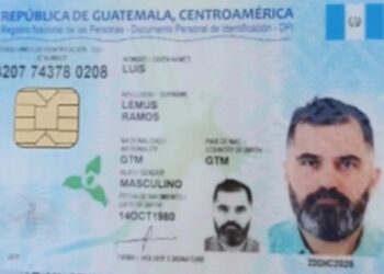 Contralmirante Fernando Farías Laguna ingresó con pasaporte falso a Argentina