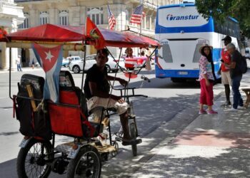 Autoridades de Cuba y EE.UU. se reúnen en medio de tensiones bilaterales