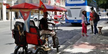 Autoridades de Cuba y EE.UU. se reúnen en medio de tensiones bilaterales