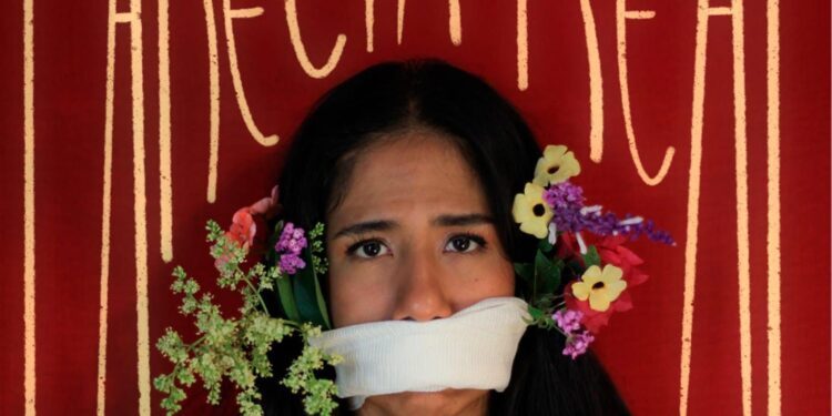 El arte de vivir el duelo a través del bolero