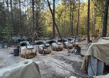 Embajador Johnson lamenta muerte de oficiales de EE.UU. tras operativo antidrogas en Chihuahua