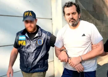 Comparece Farías en Argentina; pedirá asilo político