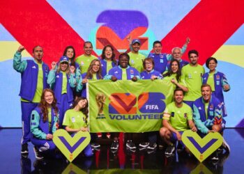 FIFA presenta el uniforme para los 50 mil voluntarios del Mundial 2026