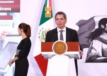 Pactan bajar comisiones en pagos de gasolina con tarjeta