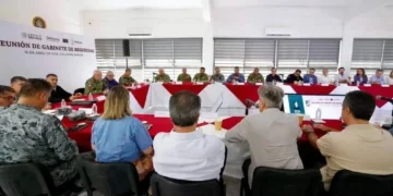 Reúne Harfuch a cúpula empresarial y académica en Sinaloa