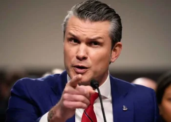 Debe México hacer más en frontera y rápido: Hegseth