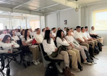 Capacitan en ‘trato digno’ a agentes migratorios por Mundial