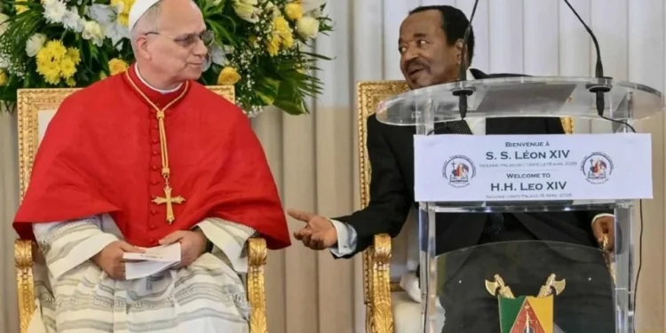 Dice Papa que los ricos y poderosos amenazan la paz