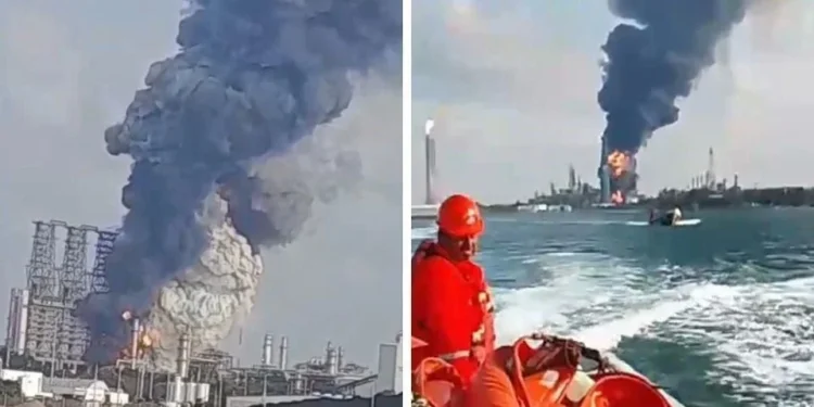 Afecta incendio refinería Olmeca, en Dos Bocas