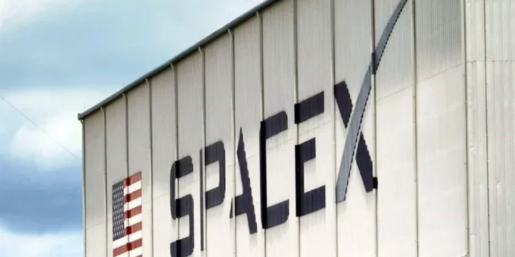 Amenaza SpaceX a telefónicas