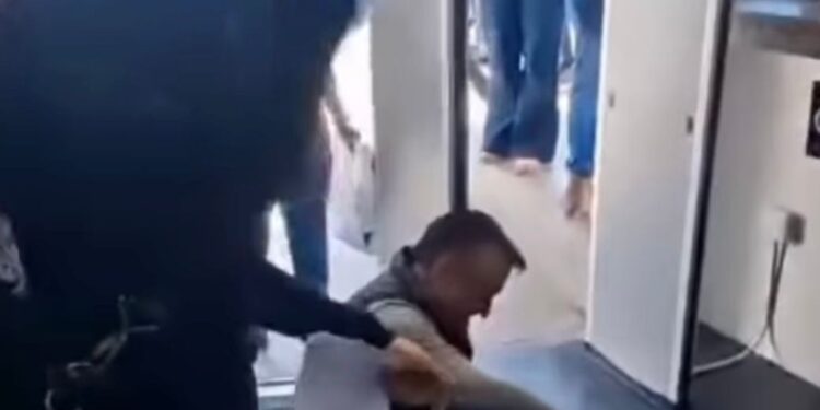 Evalúan ciudadanos interponer quejas contra personal de seguridad de la legislatura