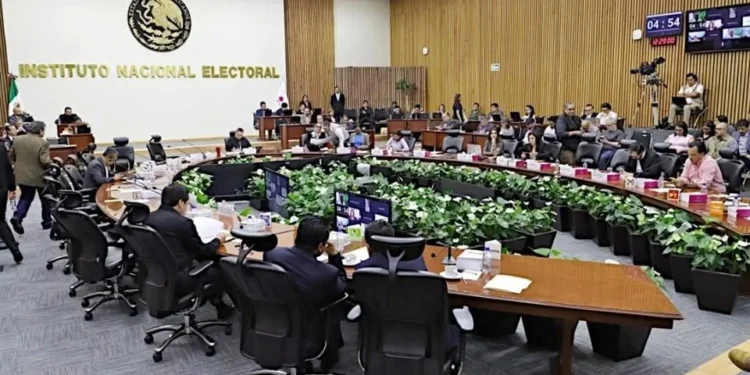 Avanzan finalistas para consejerías del INE