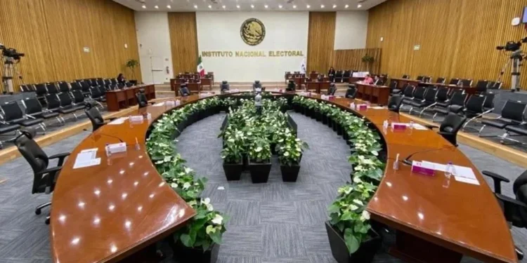 Atoran en INE informes de transparencia de partidos