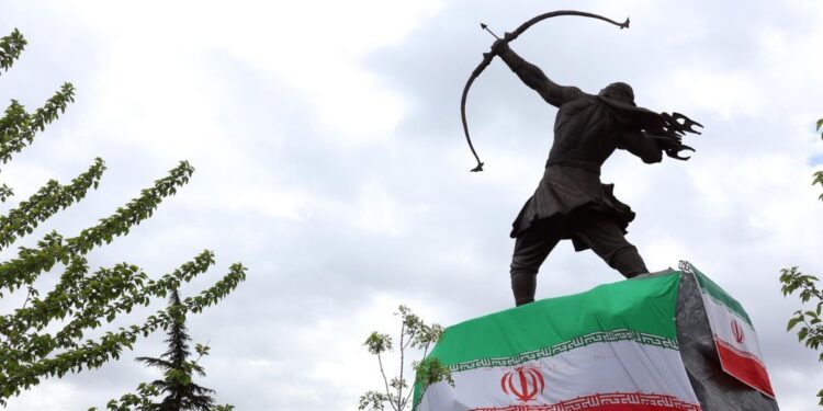 Irán denuncia que el bloqueo de EE.UU. contra sus puertos es “delictivo” y viola la tregua