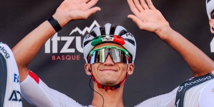 Confirman lesión de Isaac del Toro tras caída