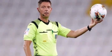 Otro escándalo en Italia: jefe de árbitros acusado de fraude