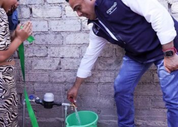 Llevan agua a Montenegro