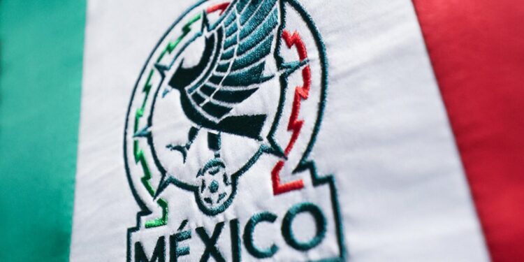 Da Aguirre lista de jugadores de Liga MX para concentración