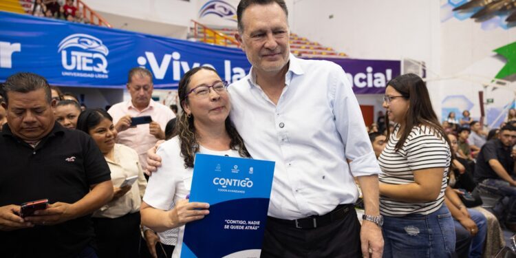 Encabeza Gobernador graduación del programa Contigo Nadie se Quede Atrás 2026