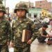 Niños dibujan un futuro con casco y leyes bajo el brazo
