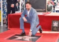 Recibe Noah Wyle su estrella en el Paseo de la Fama