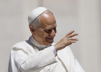 León XIV pide campañas de sensibilización y bancos de alimentos ante el hambre en el mundo