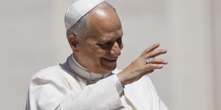 León XIV pide campañas de sensibilización y bancos de alimentos ante el hambre en el mundo