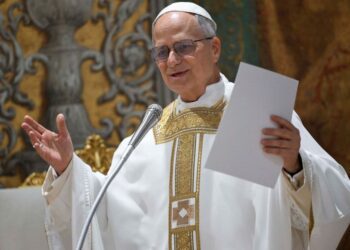 Papa León XIV pide cuidar el uso de energía atómica