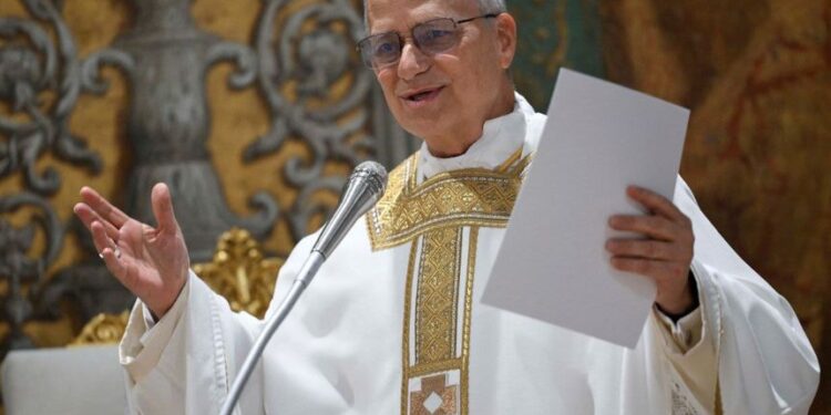 Papa León XIV pide cuidar el uso de energía atómica