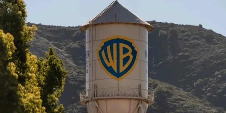 Aprueban accionistas de WBD la adquisición de Paramount