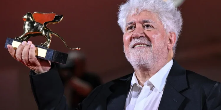 “No sabría contar una historia sobre seres felices”: Pedro Almodóvar