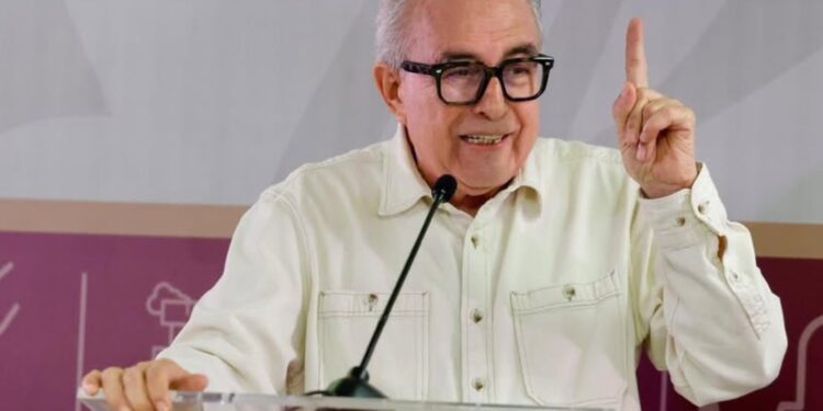 Rocha Moya descarta pedir licencia: “No hay nada que temer”